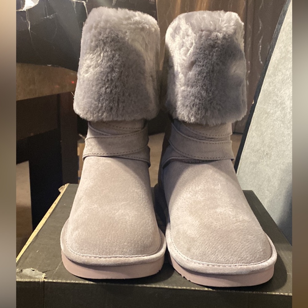 Women’s Lamo Fur Boots